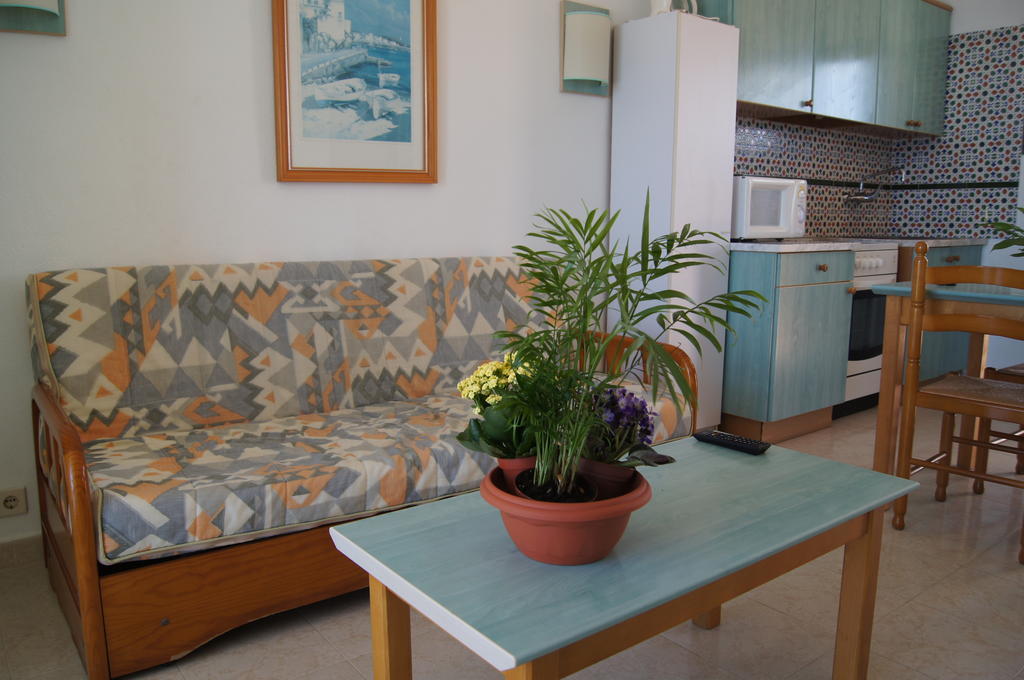 Aparthotel Voramar Cala'N Forcat (Menorca)